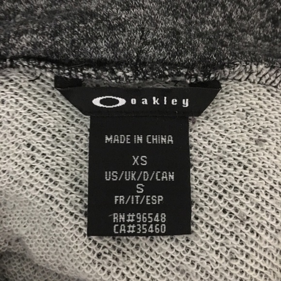 Oakley | Heather Gray Cropped Hoodie Top - Picture 8 of 8